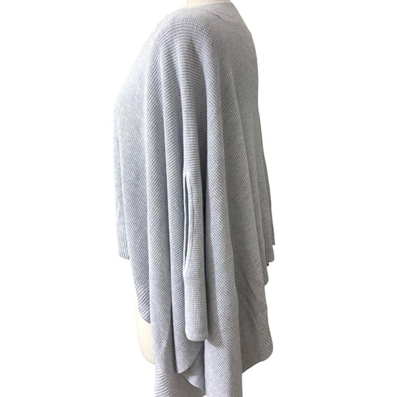 Lululemon Forward Flow Cape Wrap Poncho Cashmere Blend Silver Gray One Size - Picture 7 of 11